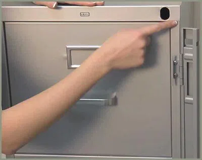 Locksmith Solution Services Tempe, AZ 480-612-9501 - 68-44-9